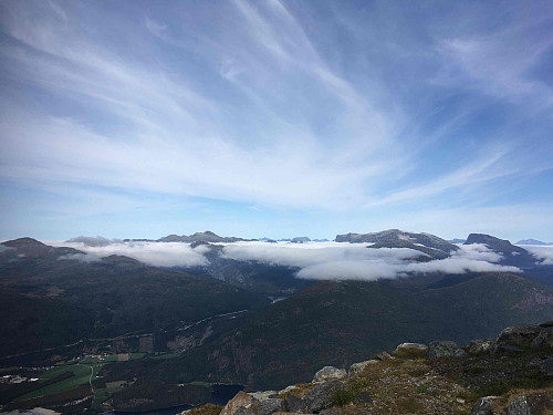 Mot stigedalen