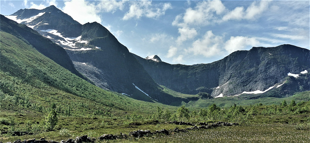 Nydelig inn Skorgedalen til Skorgestøylen 