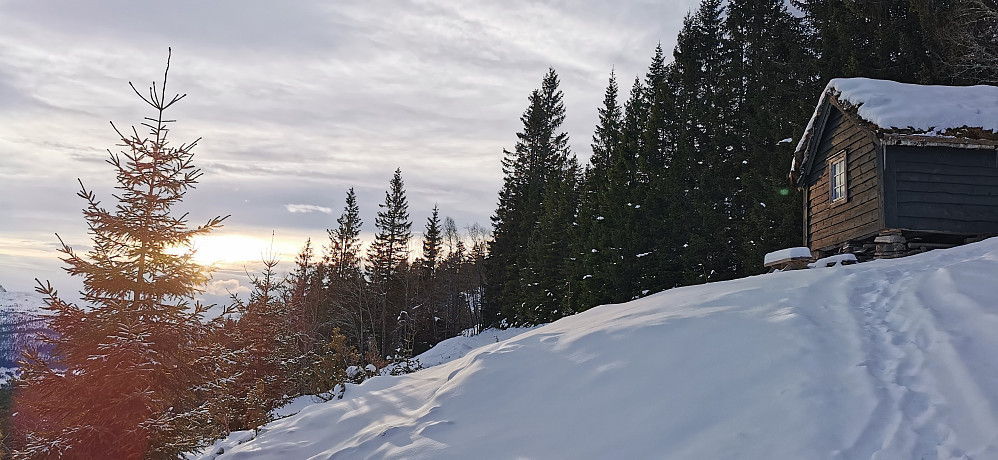 Deilig å kjenne sola idag på Uppstunsstøylen