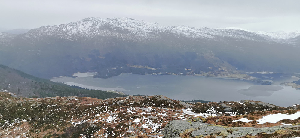 Mot Hestadfjorden 