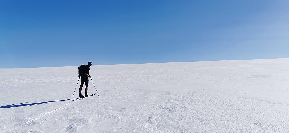 Det hadde gått fint med sykkeltur over Myklebustbreen denne dagen! :) 
