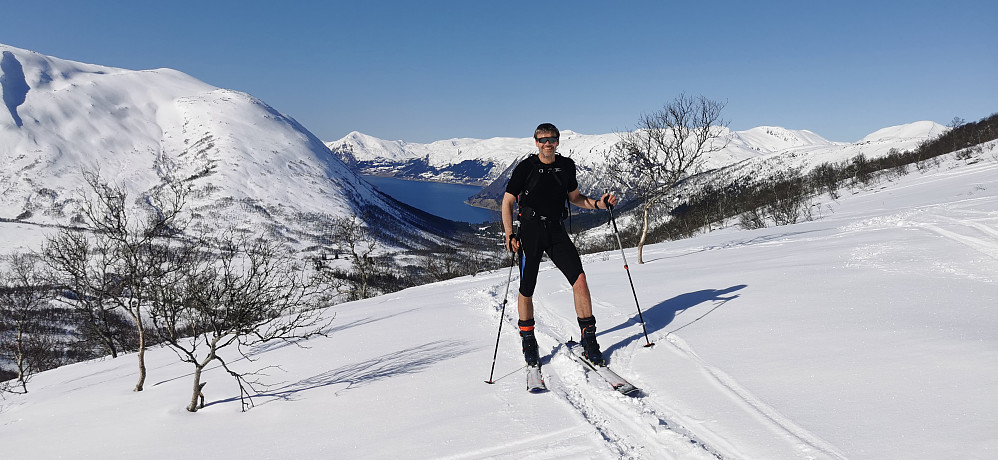 Inge nyter stunden i nytt terreng opp mot Salsegga! For ein dag :) 