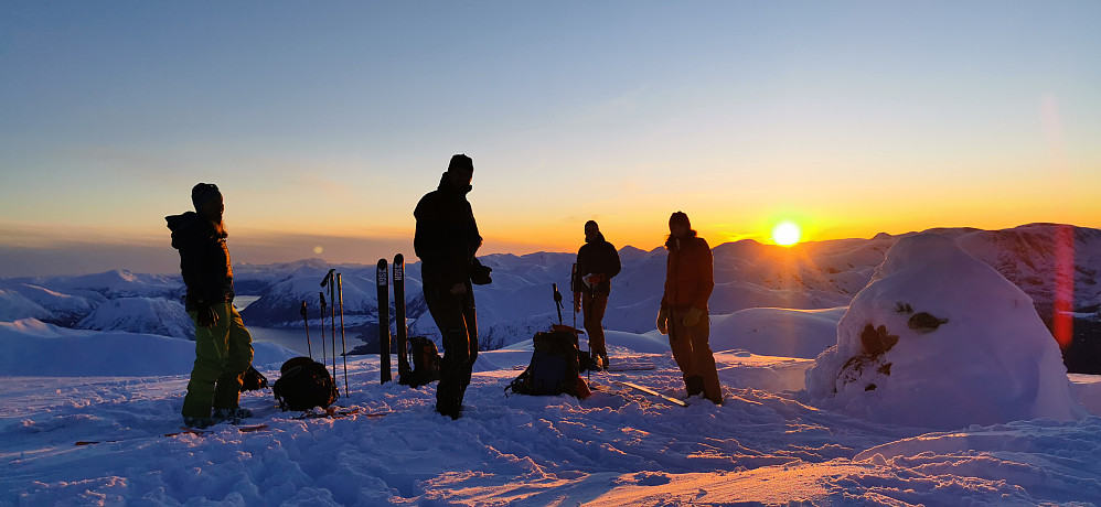 Fantastisk solnedgang ifrå Tortnegrøegga