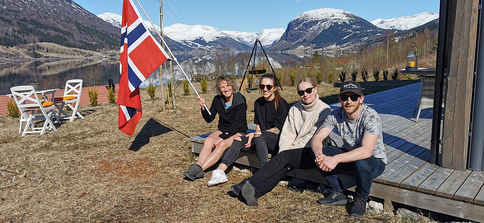 Reiste ifrå Jølster og Sanddalen i eit legendarisk hærleg ver! 