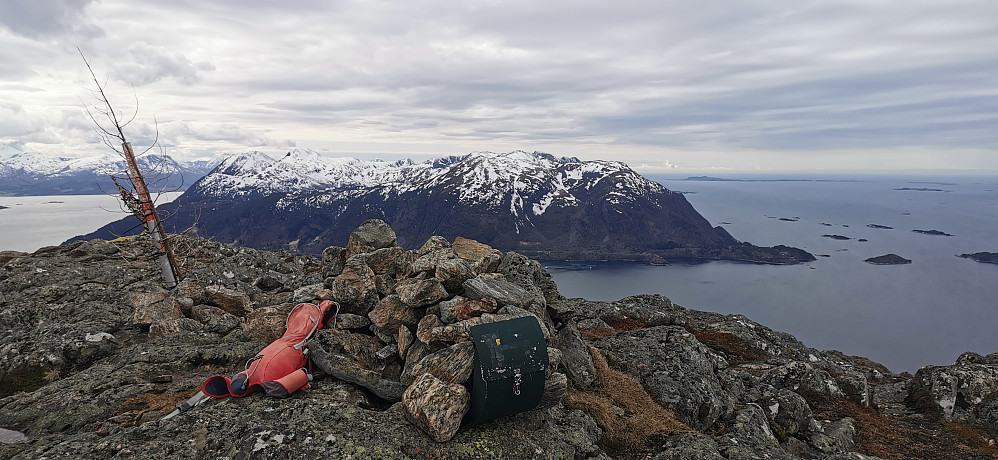 Ifrå Julaksla mot Otrøya 