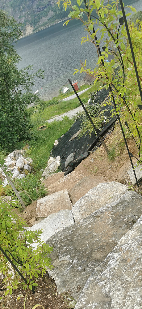 Trappemuring innimellom er trivelig arbeid. 