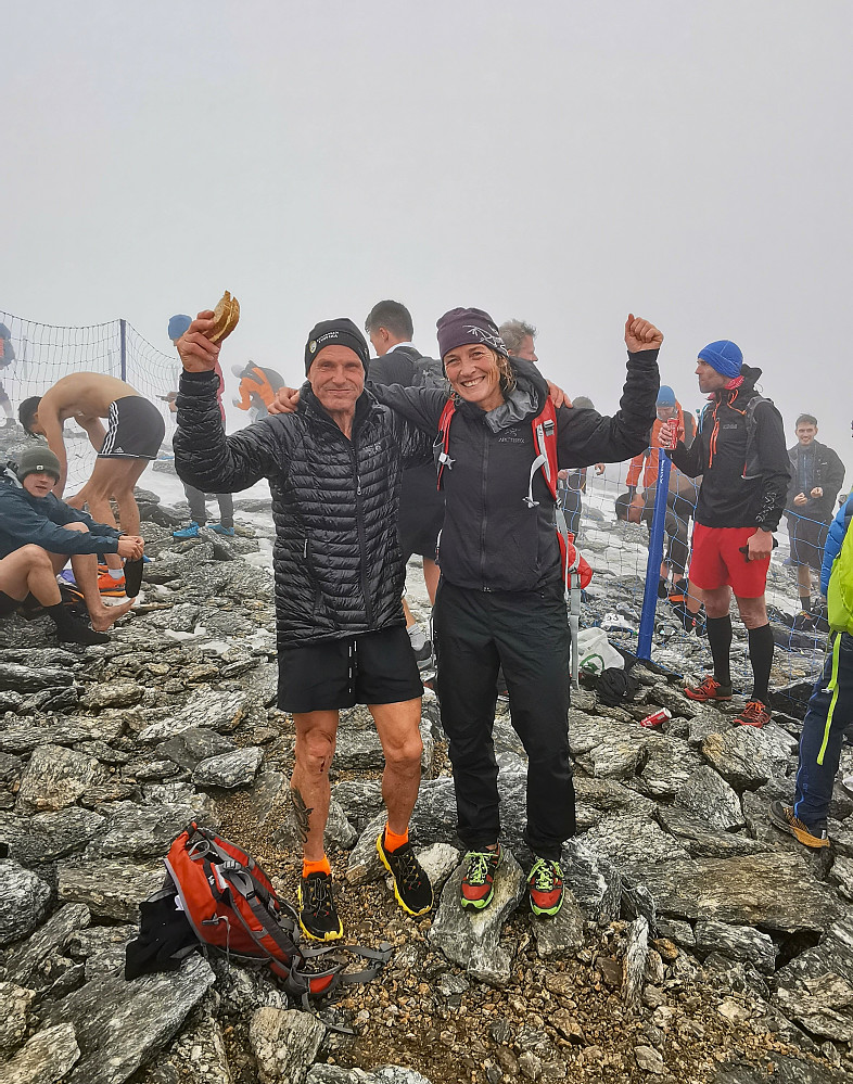 Stas å være i mål ilag med beste Magnar Solheim. Gratulerer nok ein gong med eit heftig løp. Gleder meg til tur ilag med deg i ditt treningsrike inne i Nordalsfjorden /Ålfotbreen