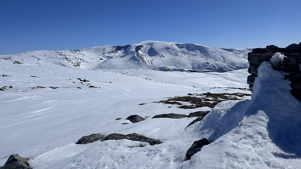 Ifrå Nisedalsfjellet 1379 mot Blåskavlen 1809