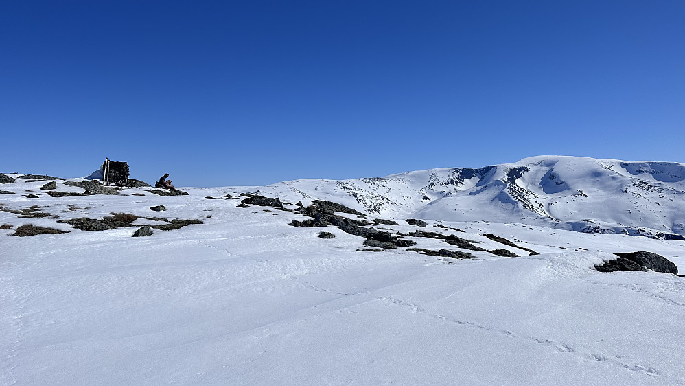 Ifrå Nisedalsfjellet 1379 mot Blåskavlen 1809