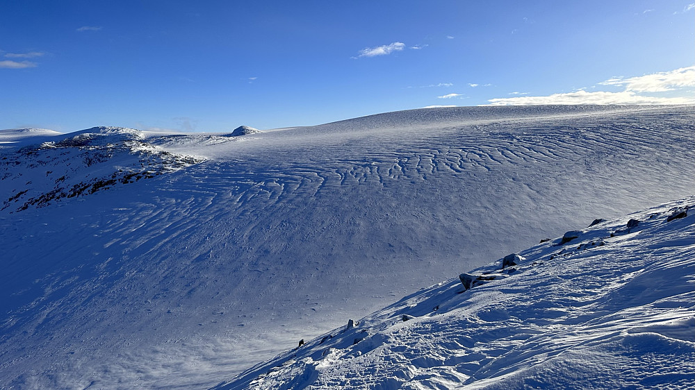 Eit veldig kjært syn er desse bresprekkane ved brefallet inntil Snoavarden & i Jostedalsbreen.