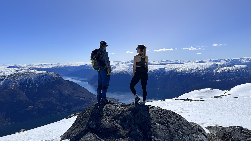 Flott skue ifrå toppen av Molden med Miriam & Jarle!