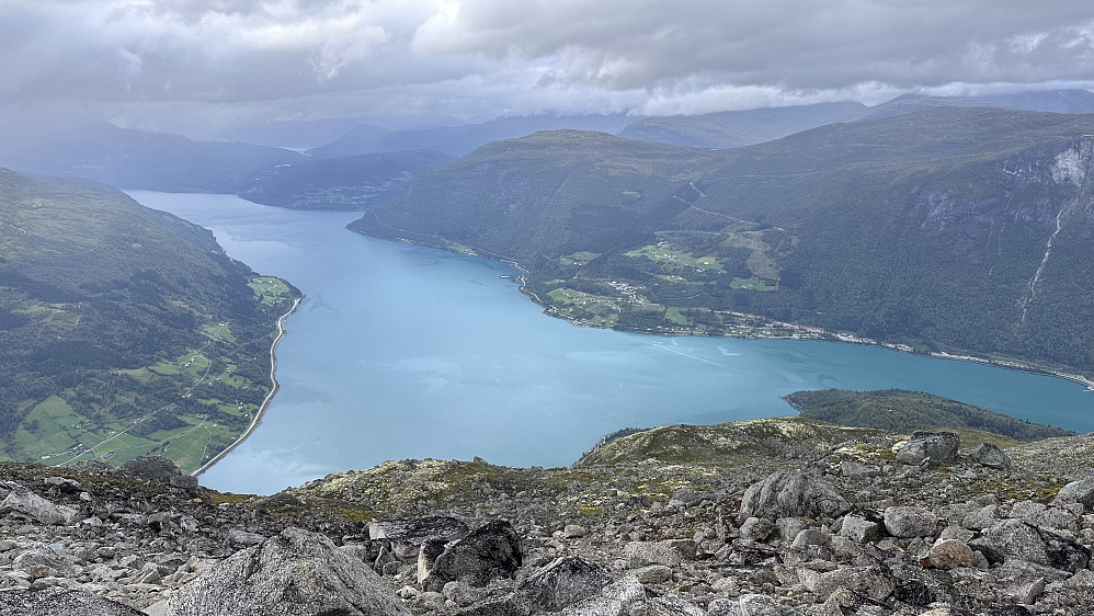 Fint skue over Oldebukta og Faleidsfjorden