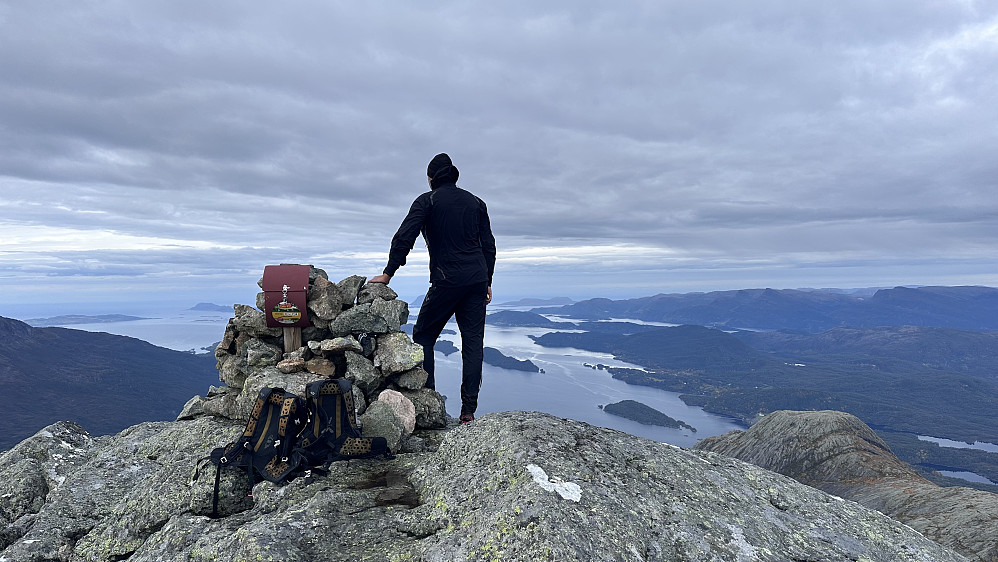 Varden på Høydalsnipa 933 