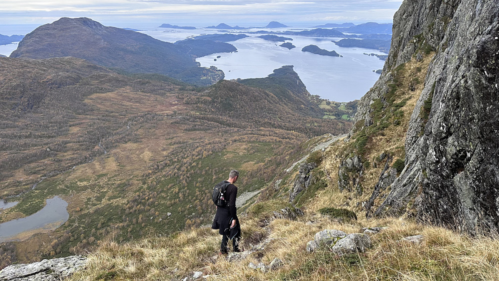 Nydelig sti til dette fjellmassivet! 
