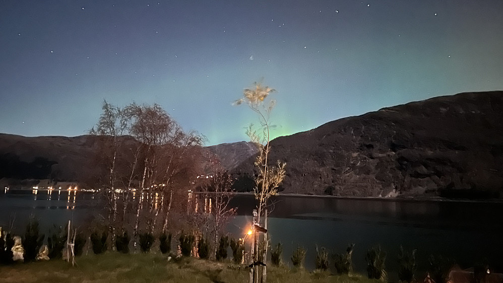 Nordlys å skimte 
