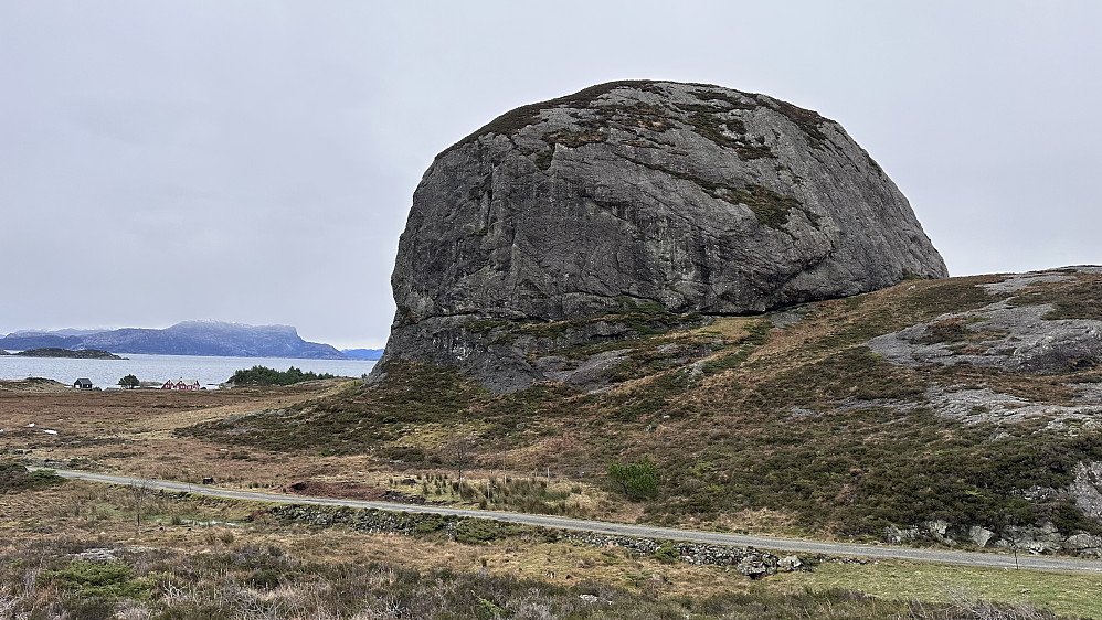 Eit av dei særeigne fjell er Børekletten 