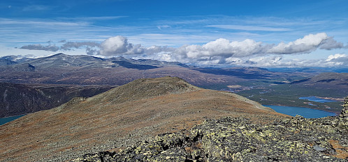 Blessomfjellet. OK men anbefaler å gå videre ut til Svartberget