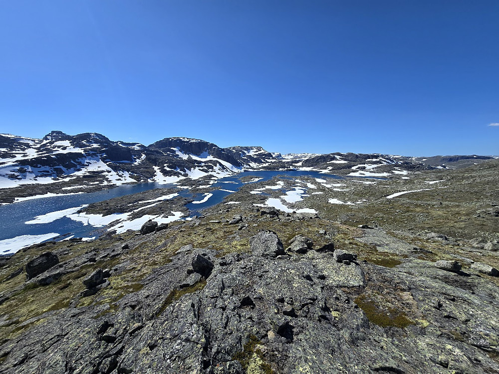 Kyrkjedørvatnet vest