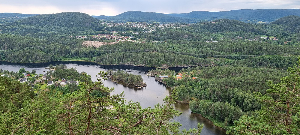 Utsikt fra en av kollene