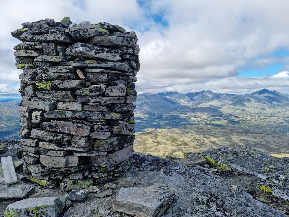 Toppvarden med utsikt over Rondane