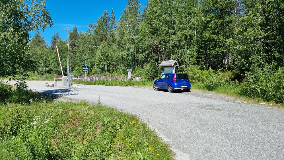 Her starter grusveien|