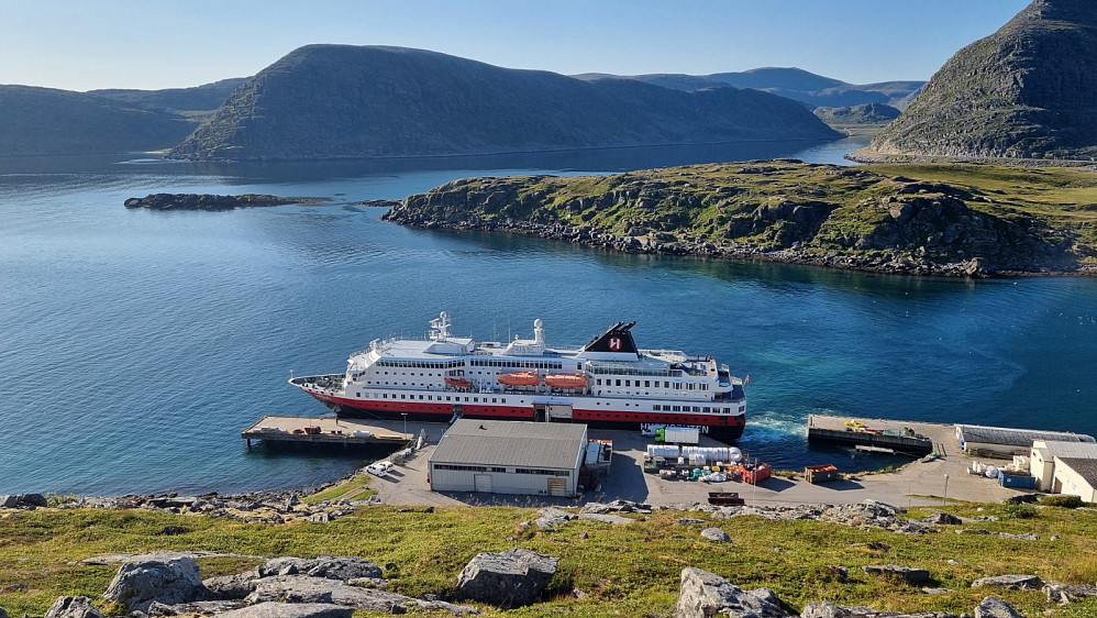 Hurtigruta til kai
