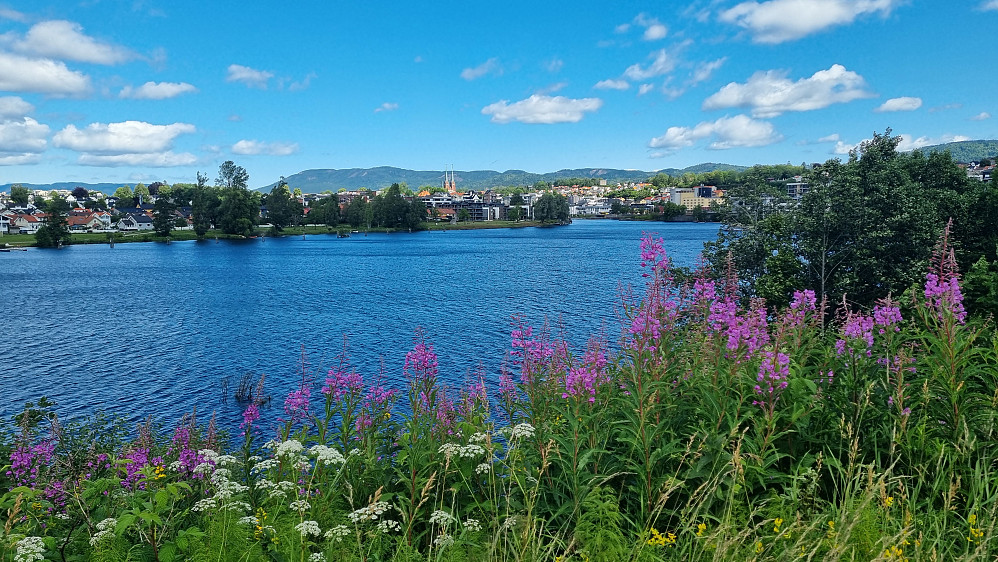 Skien I sikte