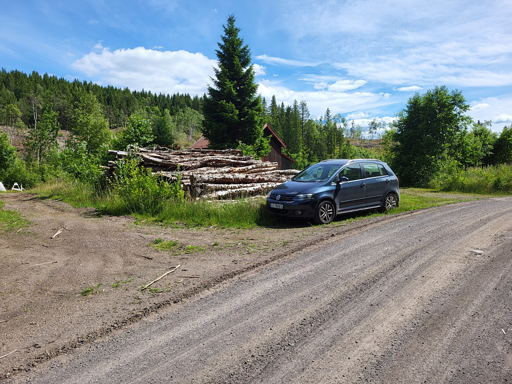 Parkerte ved bukkemyrseter.