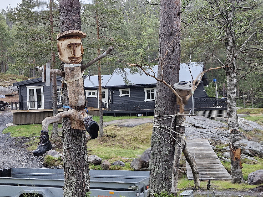 Hytte som jeg passerte på bomveien.