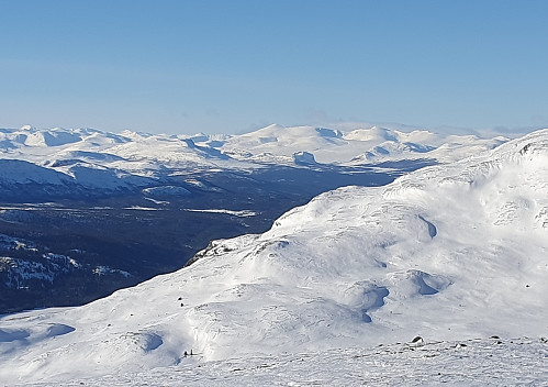 God utsikt mot Øst-Jotunheimen fra Søre Gråhøa