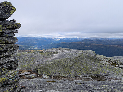 Fra toppen, utsikt nordøst
