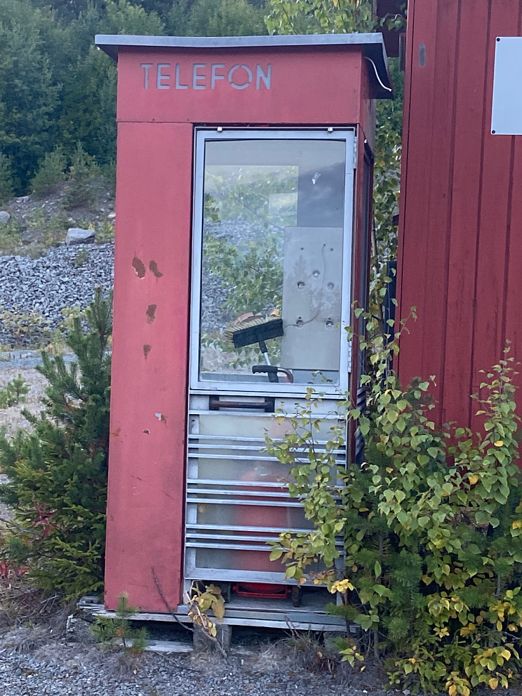 Sjelden vare, ring en venn…