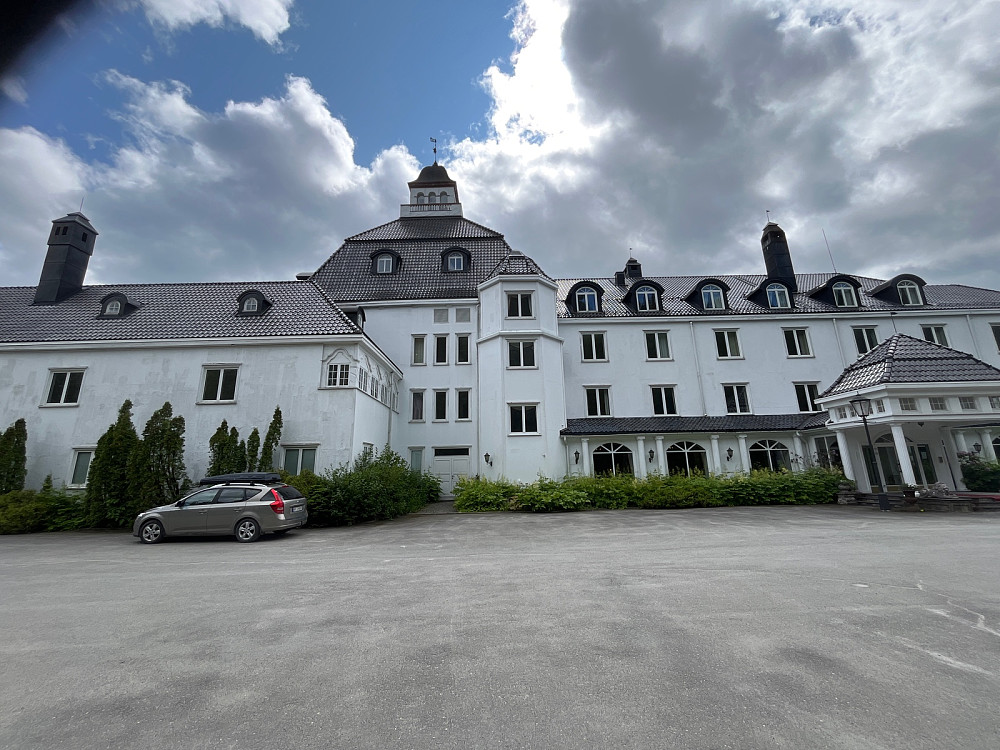 Høsbjør hotell