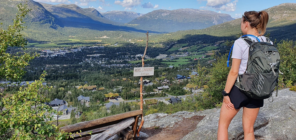 Flott utsikt fra Nedre Liaberget og ned på Bjorli