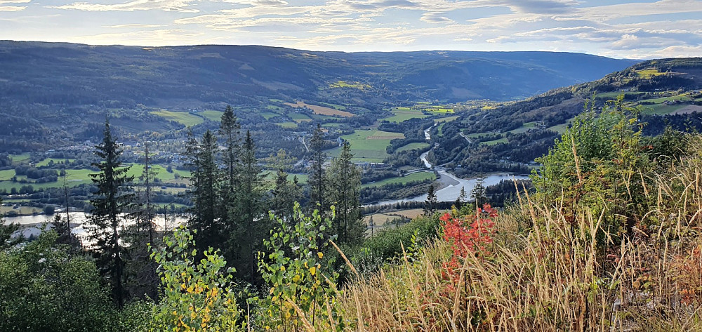 Utsikt ned på Fåberg