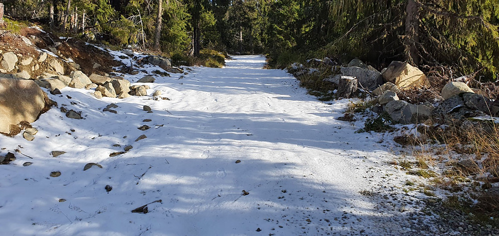 Fint snøføre der jeg kom inn på veien ved Grøtåsen