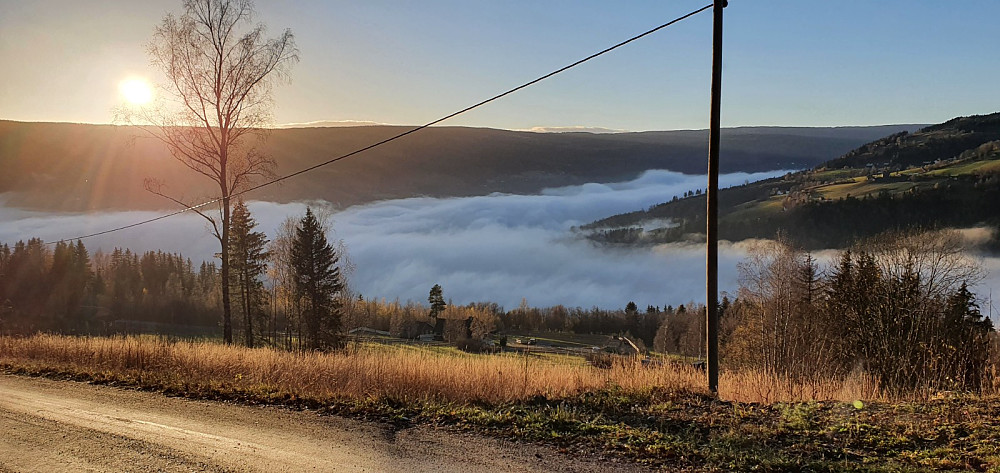 Godt å komme opp av tåka og få kjenne litt på at sola varmer