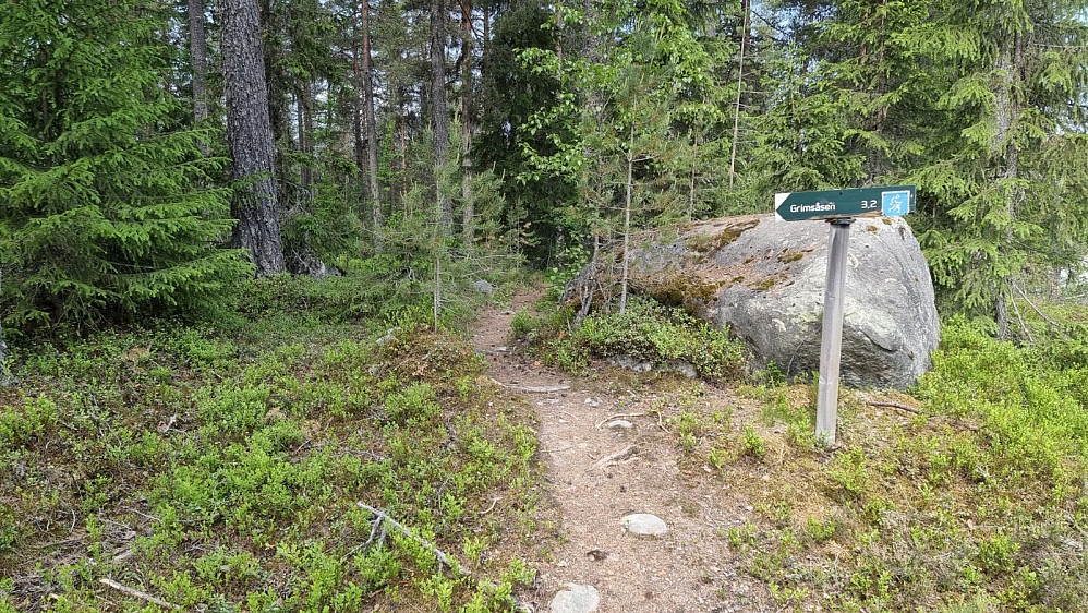 Tydelig sti og skilt ved stistart