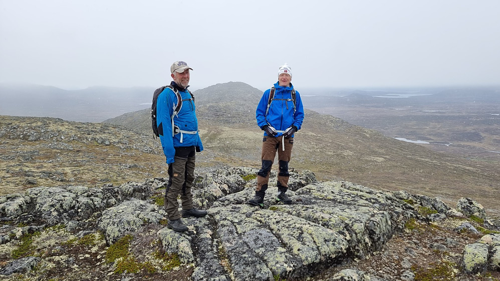 På toppen av Storhøa kom det en liten snøbyge, men den forsvant fort