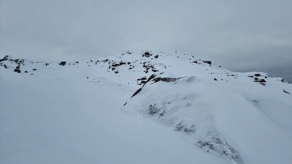 Mye snø også i høyden, så det var lett å ake ned igjen