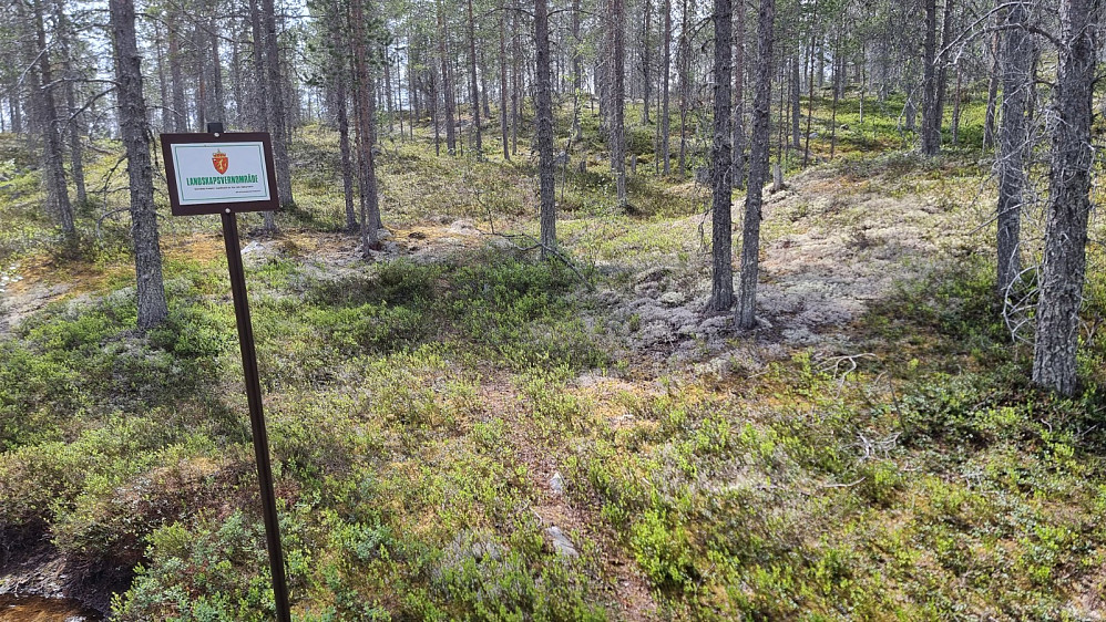 Her var det skiltet med naturreservat