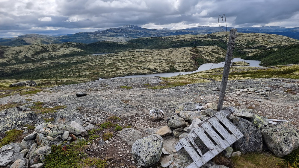 Høyeste punkt på Bratthøa og vestover