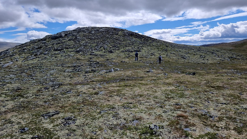 Oppe på fjellet ruslet vi over noen andre mindre topper
