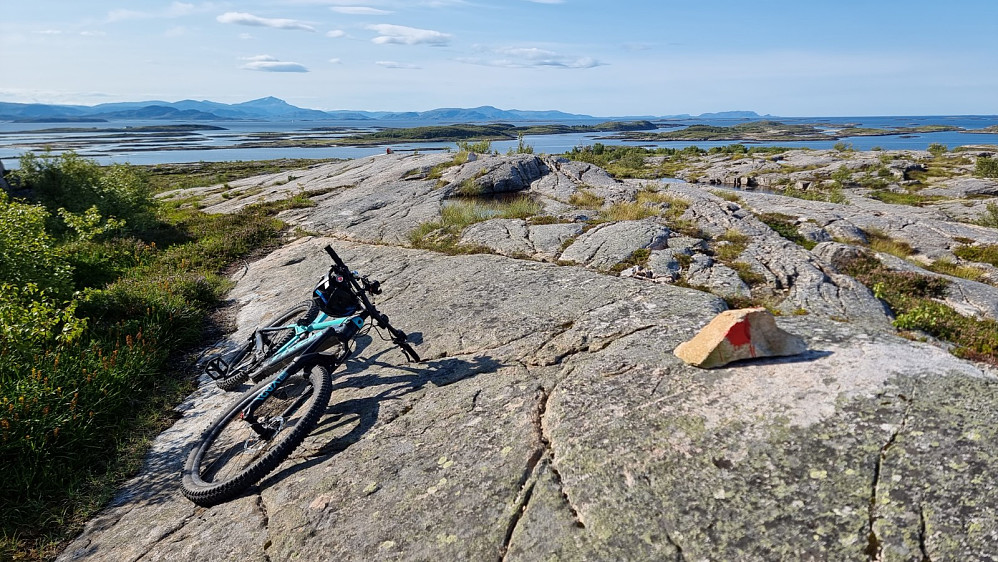 I et optimistisk øyeblikk håpet jeg at jeg kunne sykle turen på berget