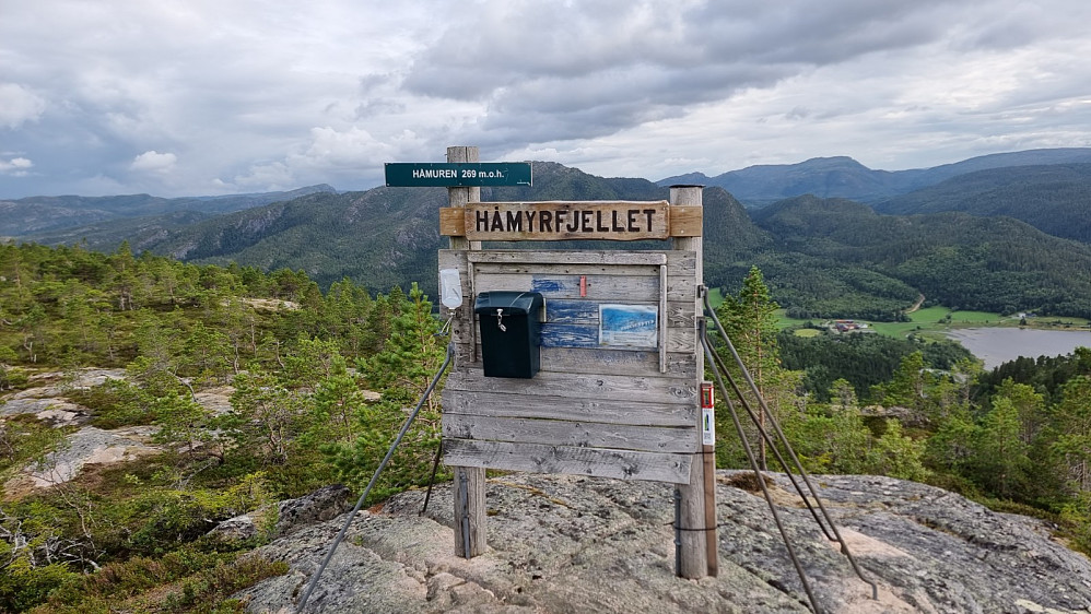 Det ble en bonus i form av en rød stolpe på toppen