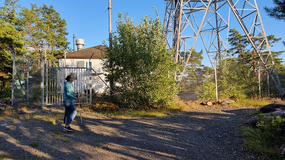 Antennemast mm på toppen, men ingen utsikt