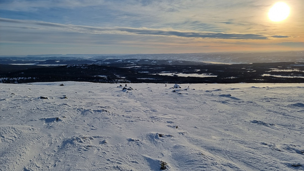 Utsikt fra toppvarden og ned mot Mjøsa