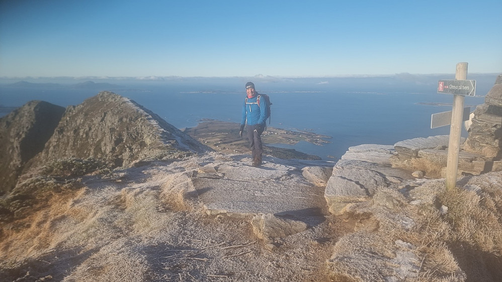 Litt dugg på kameralinsa når vi kom opp på Rørsethornet
