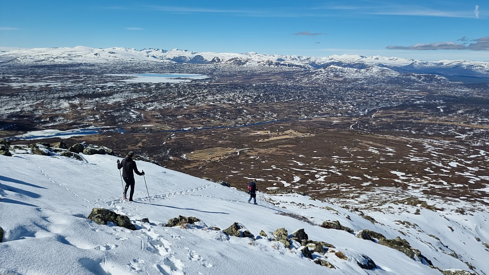 Snøen bar ikke alle steder og det ble en del gjennomtråkk