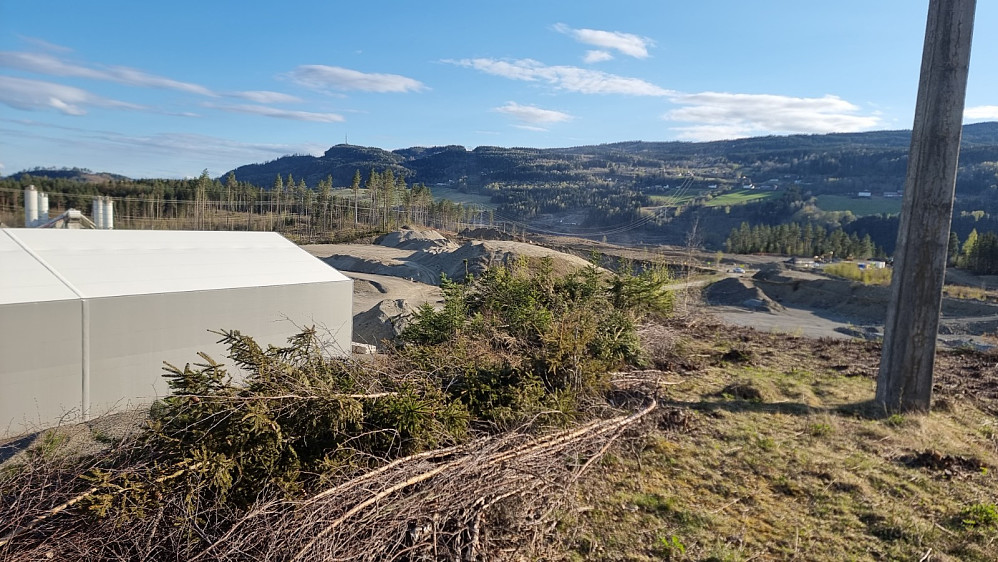 Fra mastehaugen og tilbake på sandhaugen, som ikke ser ut som en topp lengre